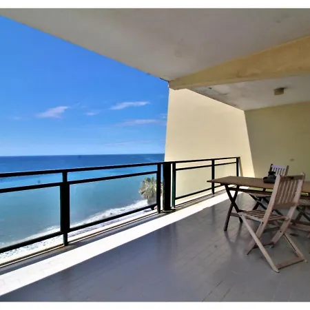 Ocean Pestana Garden Apartment